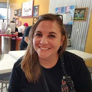 Meet your Posher, Crystal